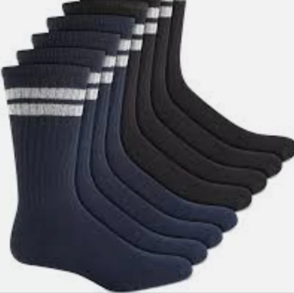 Men's Club Room Crew Striped Socks 8-Pairs Red/Black/Gray 10-13. NWT $4…